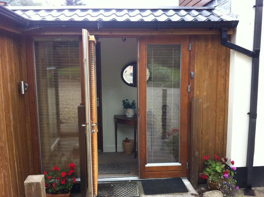 Self Catering Apartment At Beechwalk House. Enniskerry Εξωτερικό φωτογραφία
